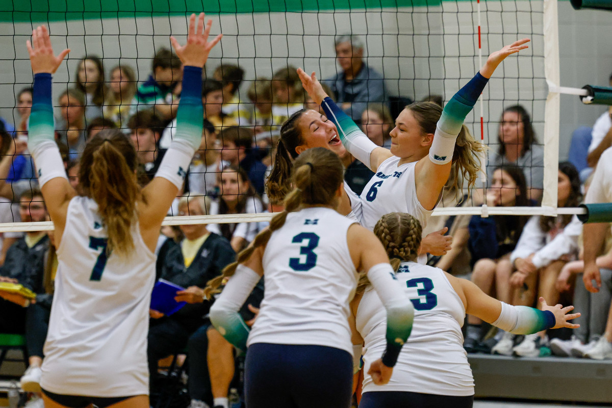 Lafayette Marquette Missouri girls volleyball 10-24-23 Nate Latsch 23954