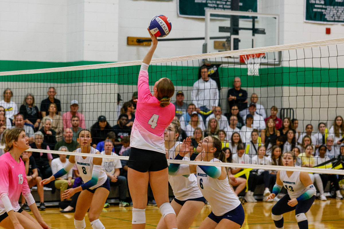 Lafayette Marquette Missouri girls volleyball 10-24-23 Nate Latsch 23955