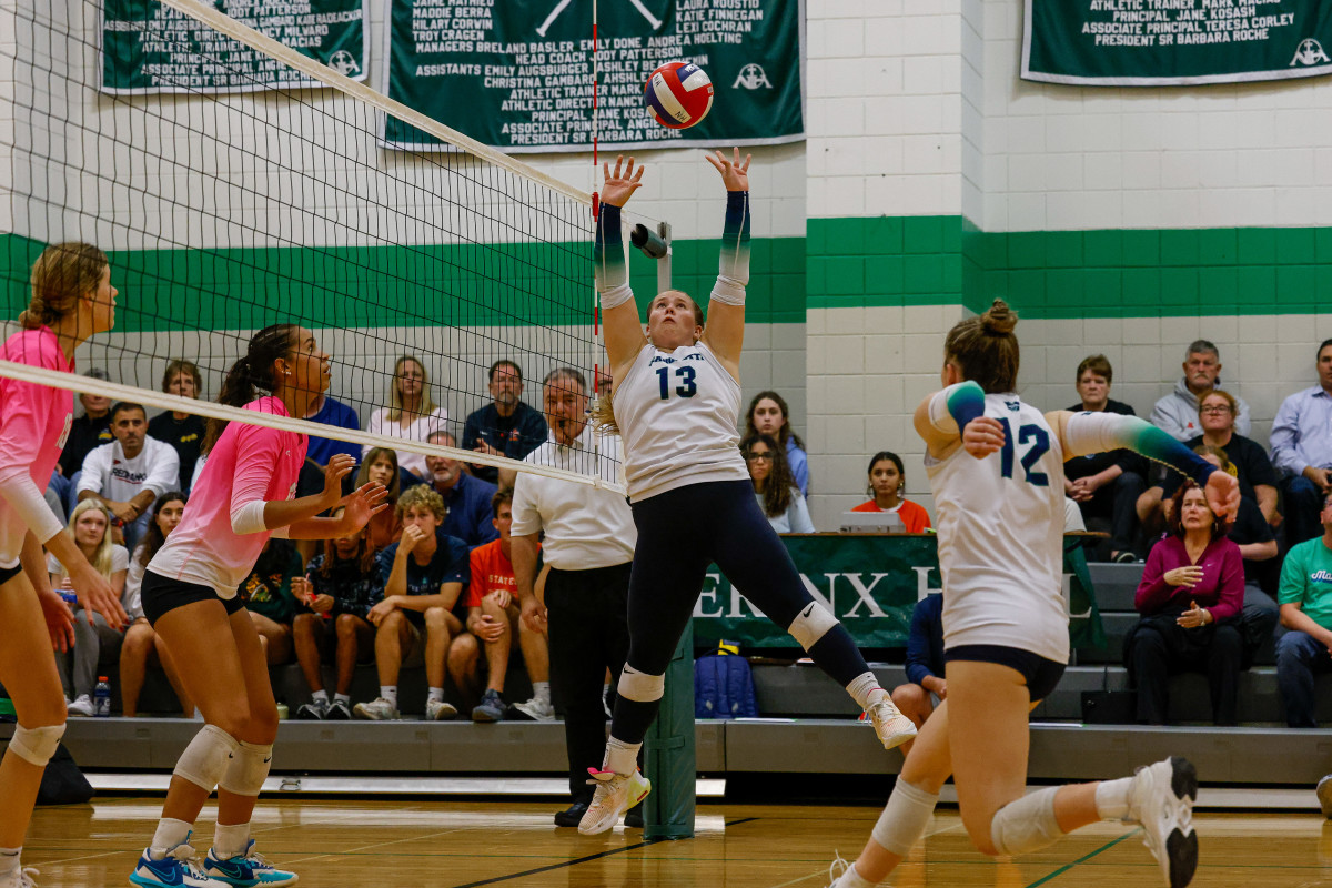 Lafayette Marquette Missouri girls volleyball 10-24-23 Nate Latsch 23965