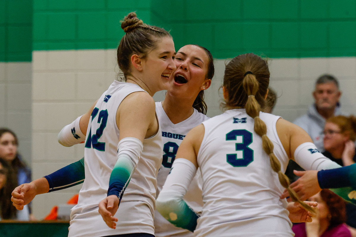 Lafayette Marquette Missouri girls volleyball 10-24-23 Nate Latsch 23972