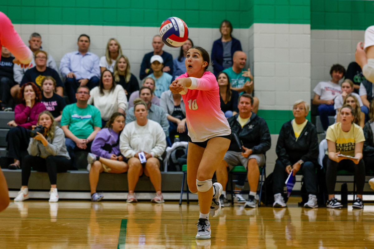 Lafayette Marquette Missouri girls volleyball 10-24-23 Nate Latsch 23962