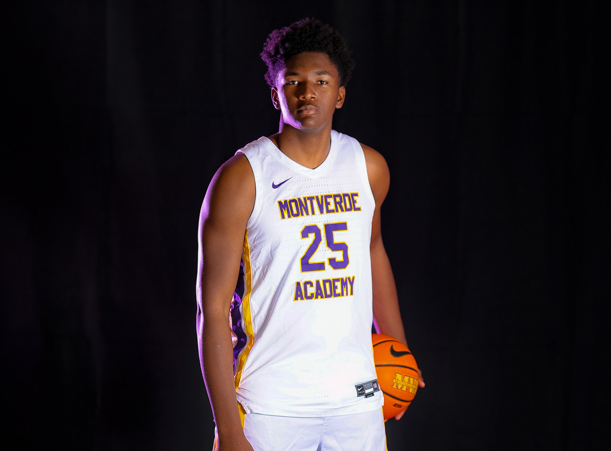 Derik Queen, a five-star recruit, enters his senior senior at Montverde Academy in Floirda. Photo by Matt Christopher, SBLive Sports