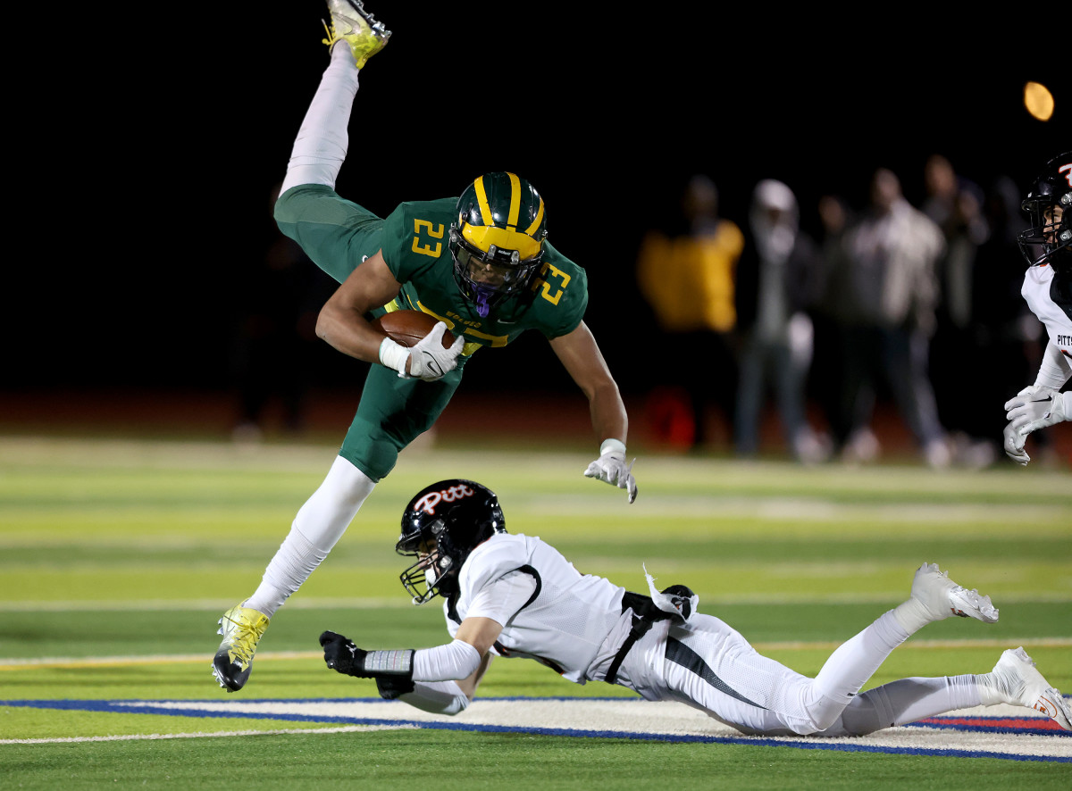 Pittsburg 37, San Ramon Valley 21 NCS D1 title by Dennis Lee 11-24-2023112420233