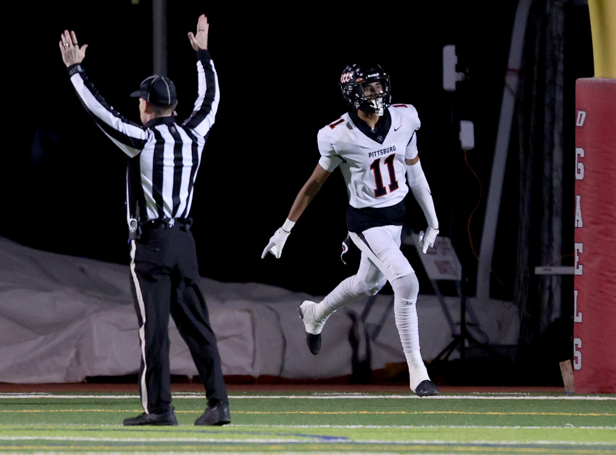 Pittsburg 37, San Ramon Valley 21 NCS D1 title by Dennis Lee 11-24-2023112420237 (1)