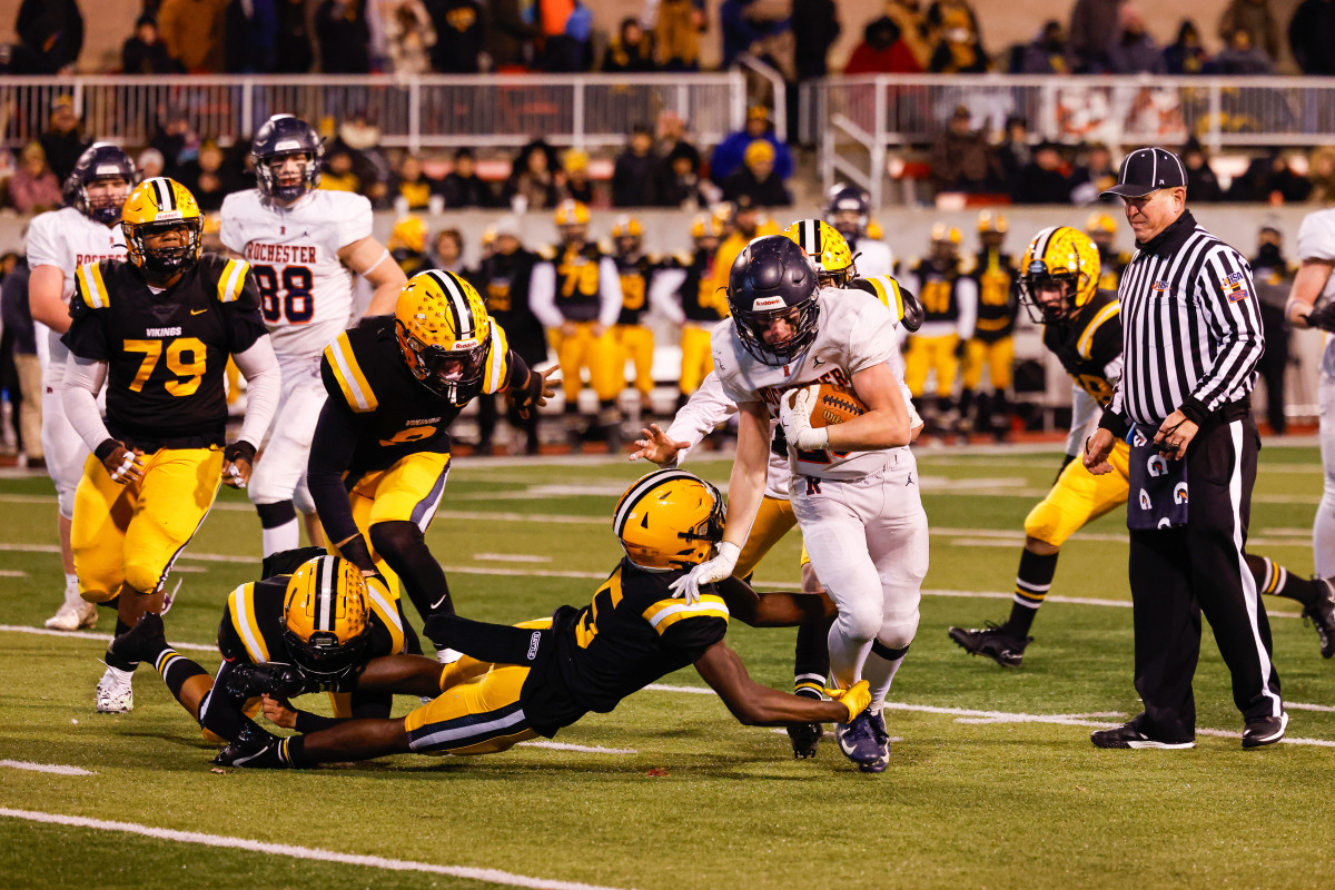 Rochester St. Laurence Illinois 4A football November 24 2023 Nate Latsch 24676