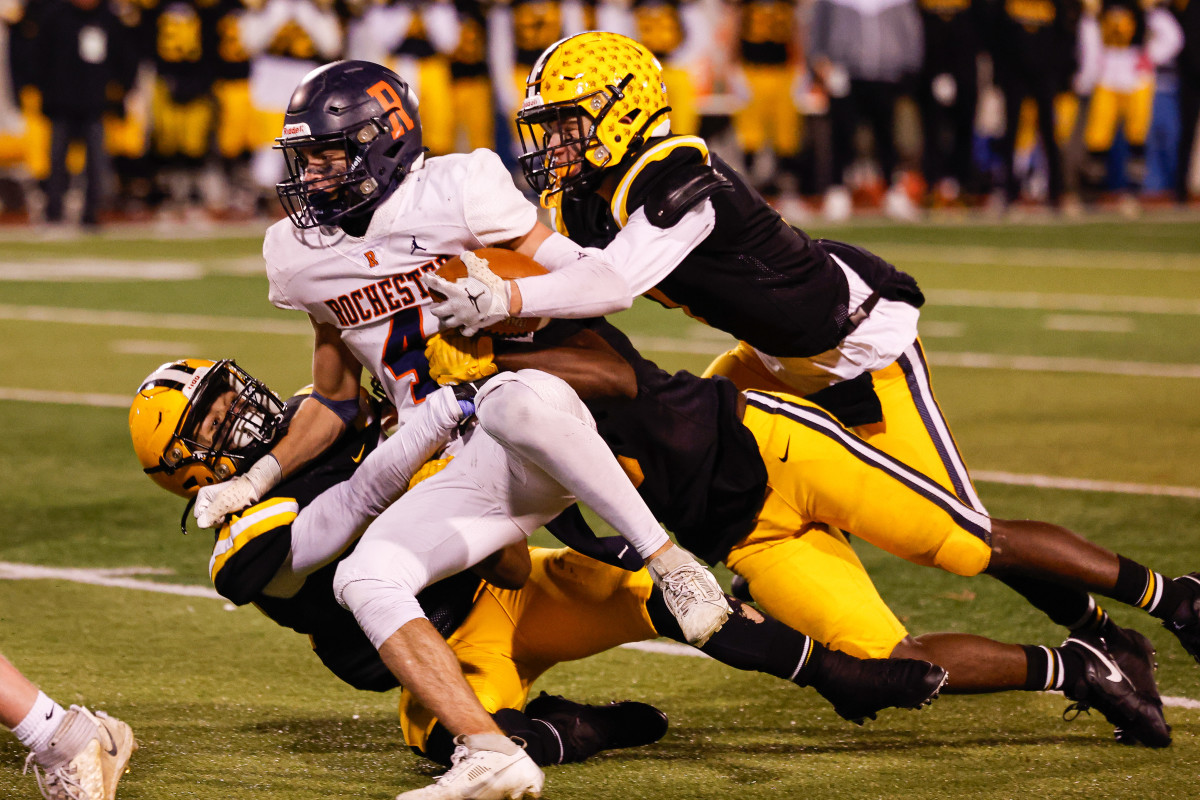 Rochester St. Laurence Illinois 4A football November 24 2023 Nate Latsch 24675