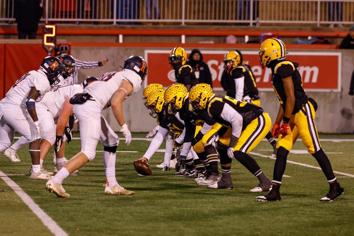 Rochester St. Laurence Illinois 4A football November 24 2023 Nate Latsch 24717