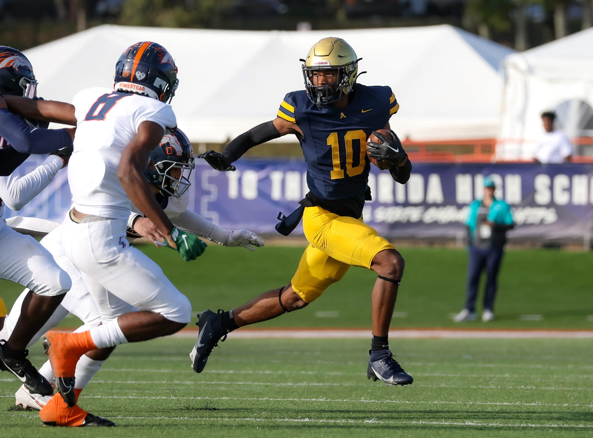 Homestead vs St Thomas Aquinas FHSAA 3M Final December 9, 2023 Photo-Matt Christopher20