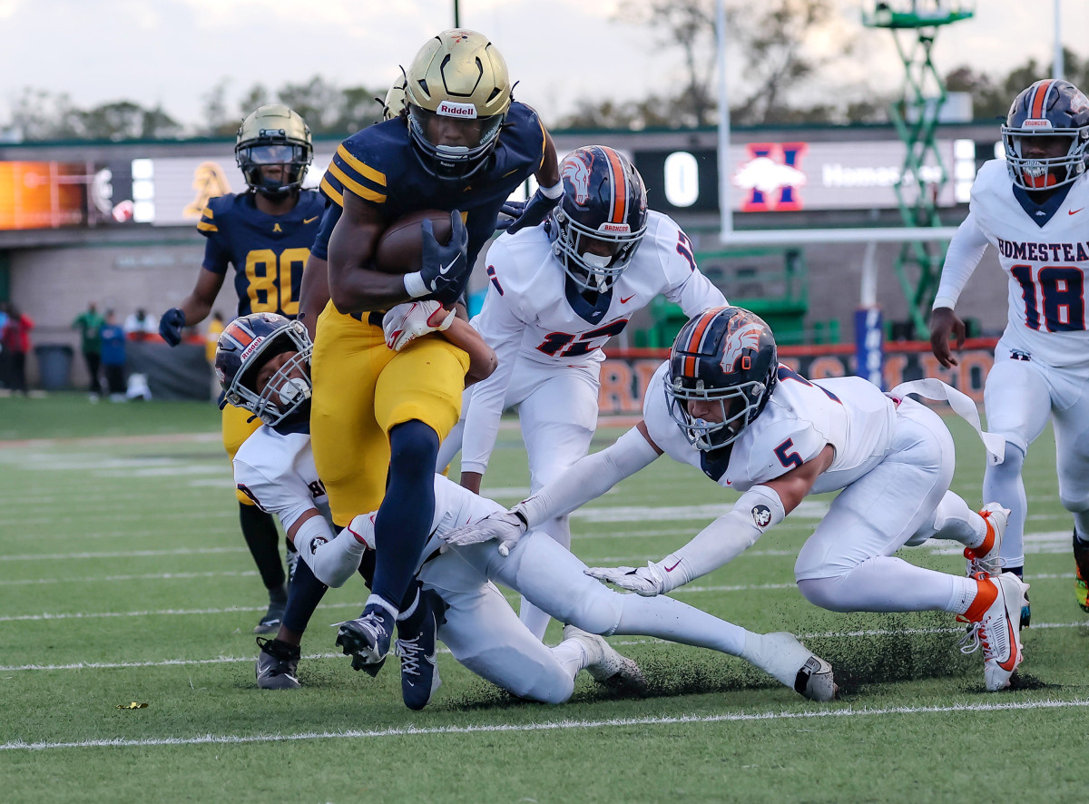 Homestead vs St Thomas Aquinas FHSAA 3M Final December 9, 2023 Photo-Matt Christopher27