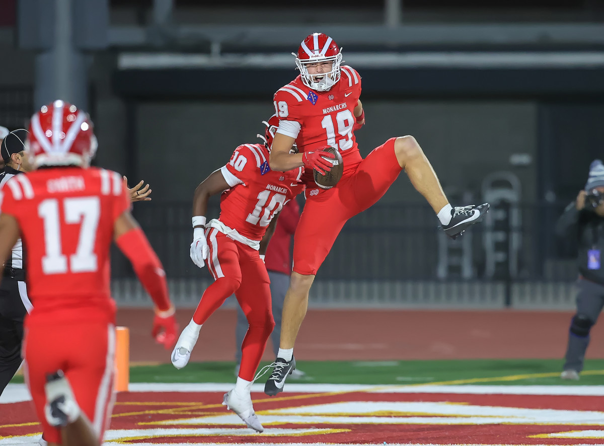 Serra Vs Mater Dei 2025 - Deny Rosamund