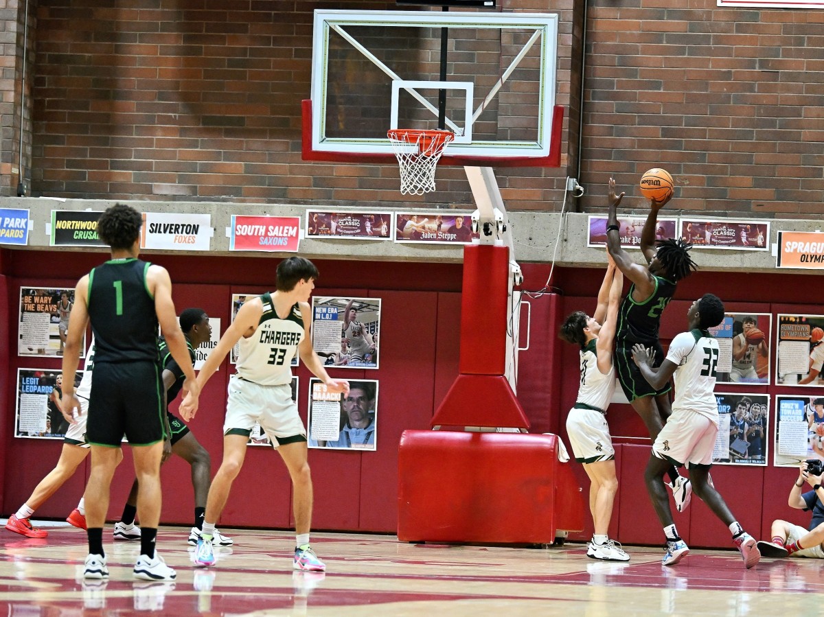 a St. Joseph California vs Northwood North Carolina boys basketball Capitol City Classic final Salem Oregon December 20 2023 Leon Neuschwander 19