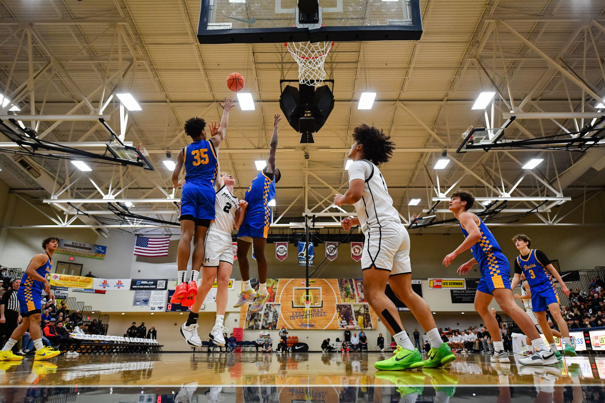 Barlow Mountainside boys basketball Les Schwab Invitational game December 26 2023 Naji Saker-12