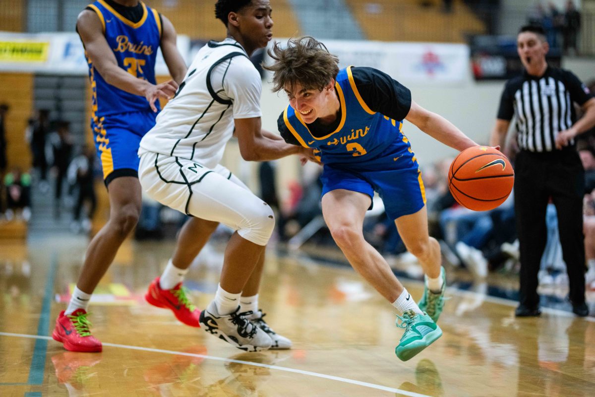 Barlow Mountainside boys basketball Les Schwab Invitational game December 26 2023 Naji Saker-33