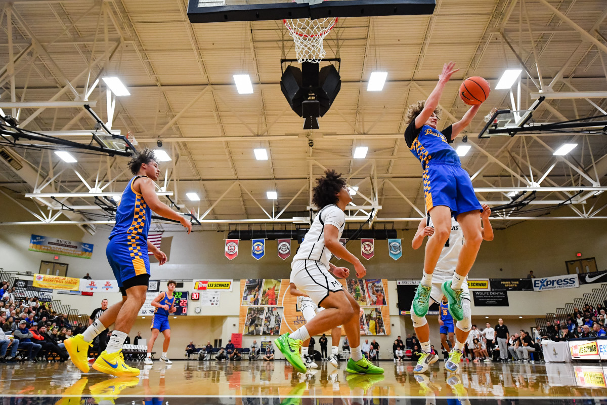 Barlow Mountainside boys basketball Les Schwab Invitational game December 26 2023 Naji Saker-28