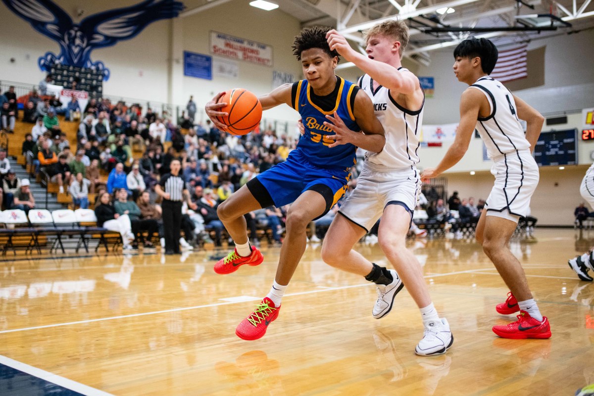 Barlow Mountainside boys basketball Les Schwab Invitational game December 26 2023 Naji Saker-58