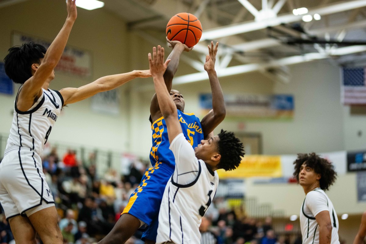 Barlow Mountainside boys basketball Les Schwab Invitational game December 26 2023 Naji Saker-63