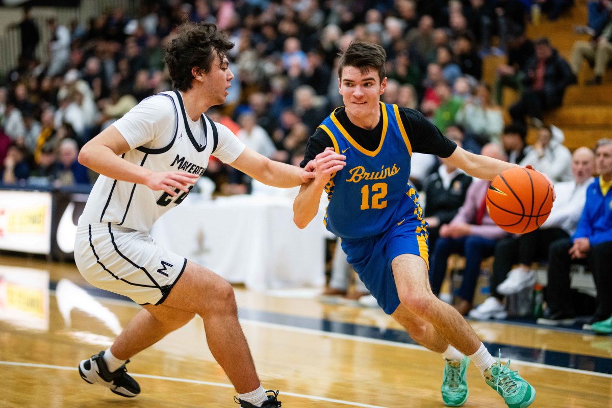 Barlow Mountainside boys basketball Les Schwab Invitational game December 26 2023 Naji Saker-67