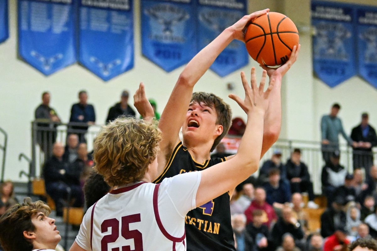 Central Catholic Cascade Christian boys basketball Les Schwab Invitational December 26 2023 Leon Neuschwander 19