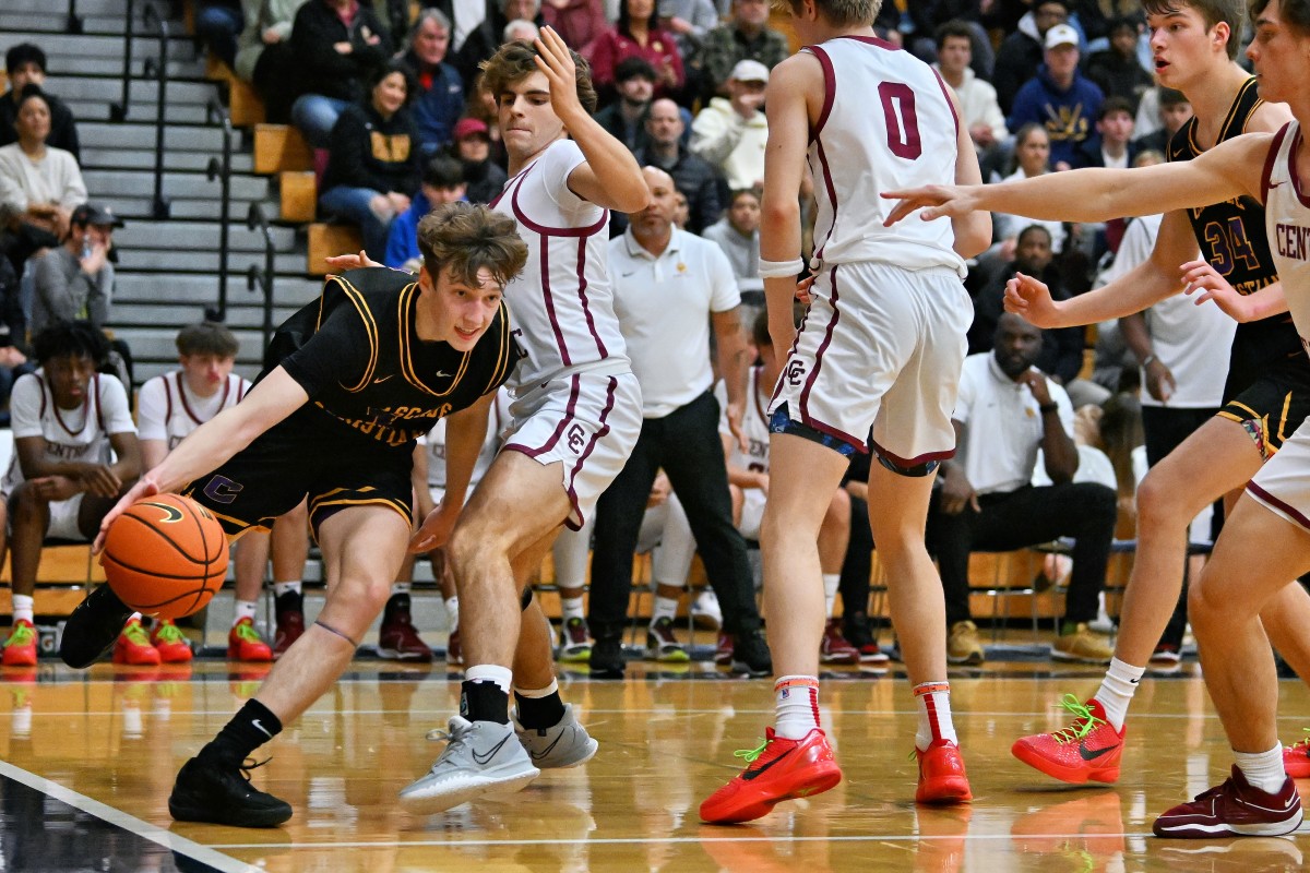 Central Catholic Cascade Christian boys basketball Les Schwab Invitational December 26 2023 Leon Neuschwander 14