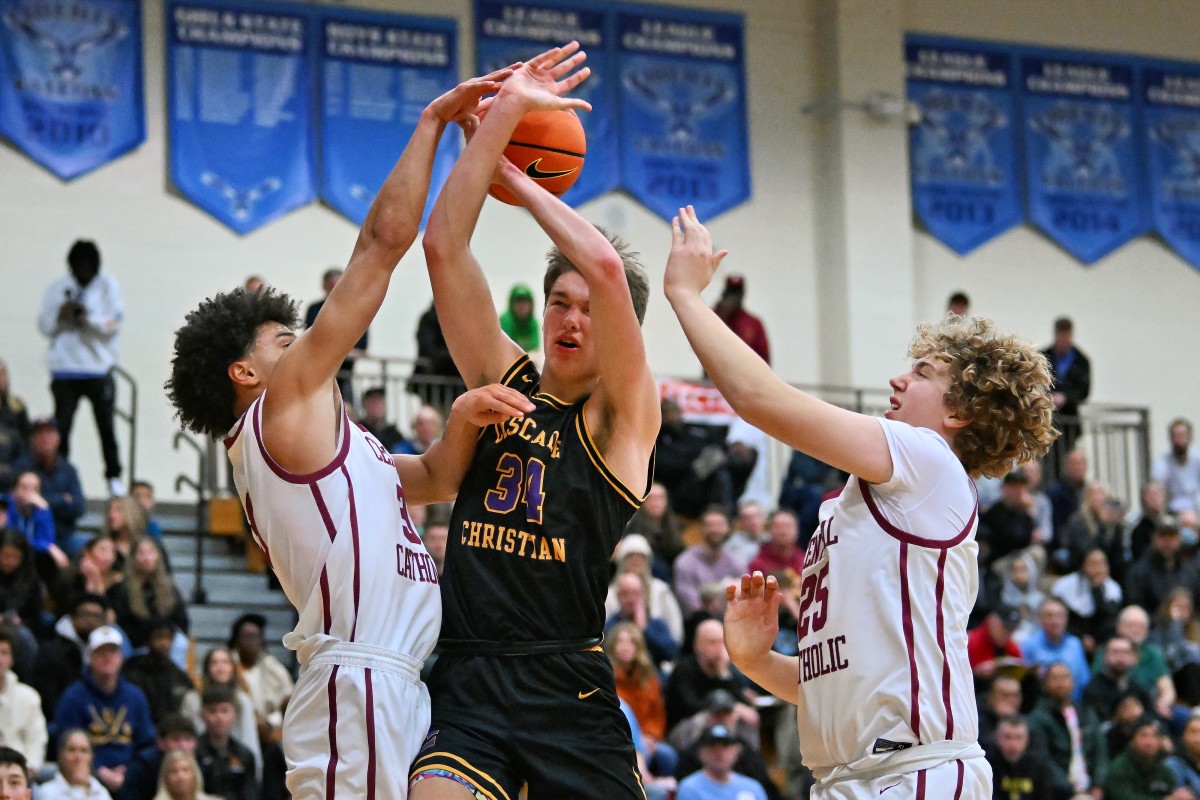 Central Catholic Cascade Christian boys basketball Les Schwab Invitational December 26 2023 Leon Neuschwander 13