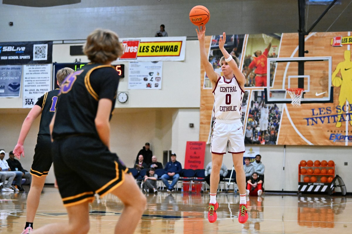 Central Catholic Cascade Christian boys basketball Les Schwab Invitational December 26 2023 Leon Neuschwander 38