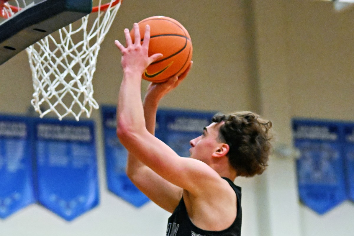 Beaverton Tualatin boys basketball Les Schwab Invitational December 26 2023 Leon Neuschwander 11