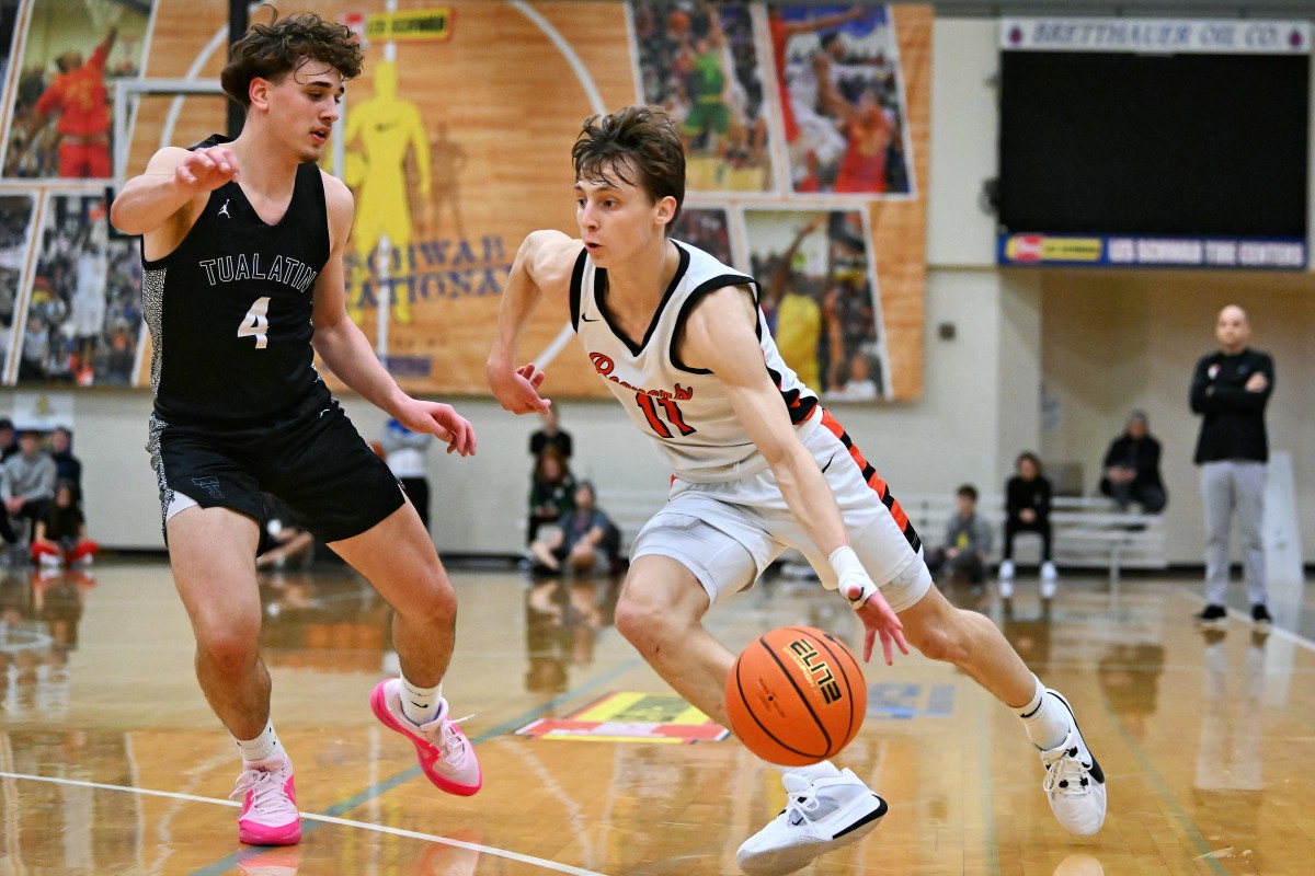 Beaverton Tualatin boys basketball Les Schwab Invitational December 26 2023 Leon Neuschwander 21