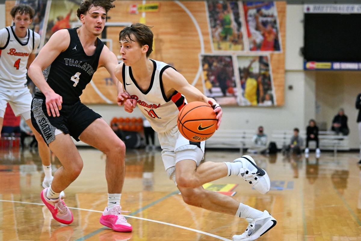 Beaverton Tualatin boys basketball Les Schwab Invitational December 26 2023 Leon Neuschwander 22