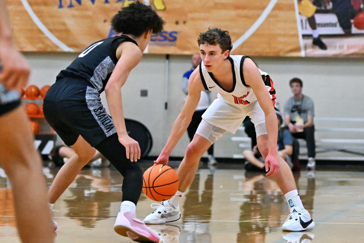 Beaverton Tualatin boys basketball Les Schwab Invitational December 26 2023 Leon Neuschwander 24