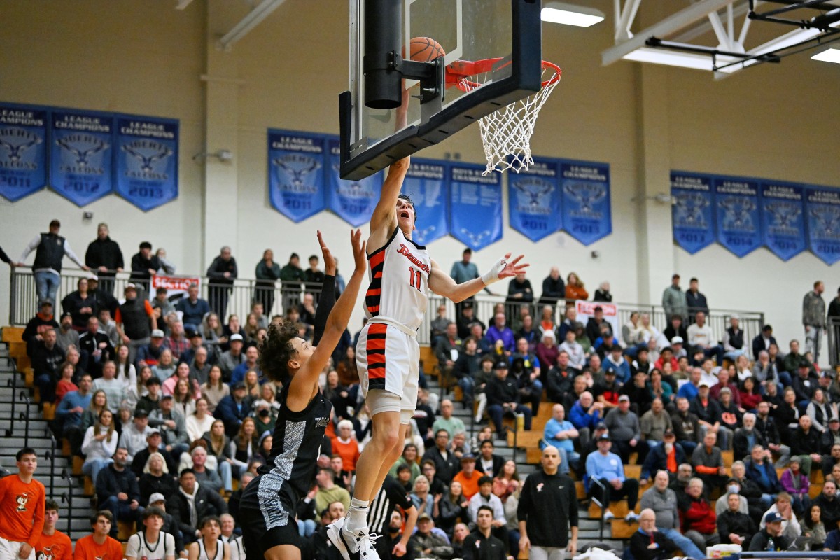 Beaverton Tualatin boys basketball Les Schwab Invitational December 26 2023 Leon Neuschwander 40