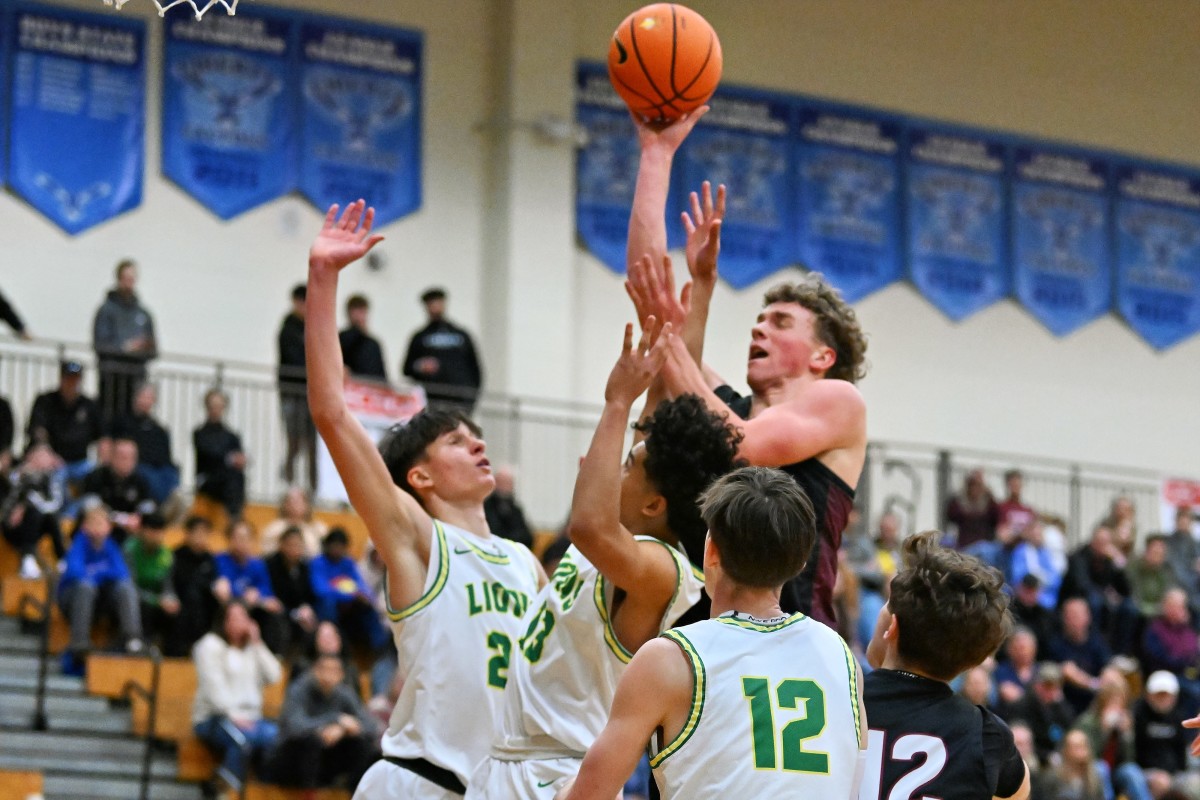 a West Linn Mt. Spokane boys basketball Les Schwab Invitational December 27 2023 Leon Neuschwander 6