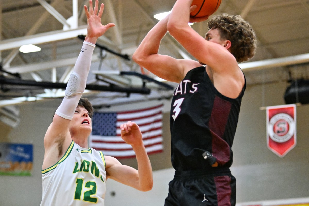 a West Linn Mt. Spokane boys basketball Les Schwab Invitational December 27 2023 Leon Neuschwander 30