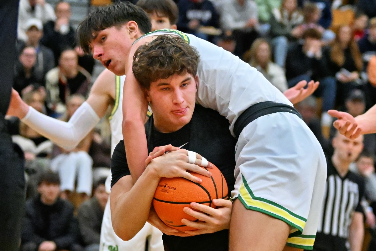 a West Linn Mt. Spokane boys basketball Les Schwab Invitational December 27 2023 Leon Neuschwander 33