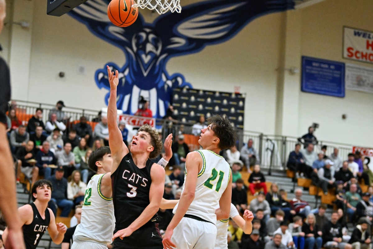 a West Linn Mt. Spokane boys basketball Les Schwab Invitational December 27 2023 Leon Neuschwander 32