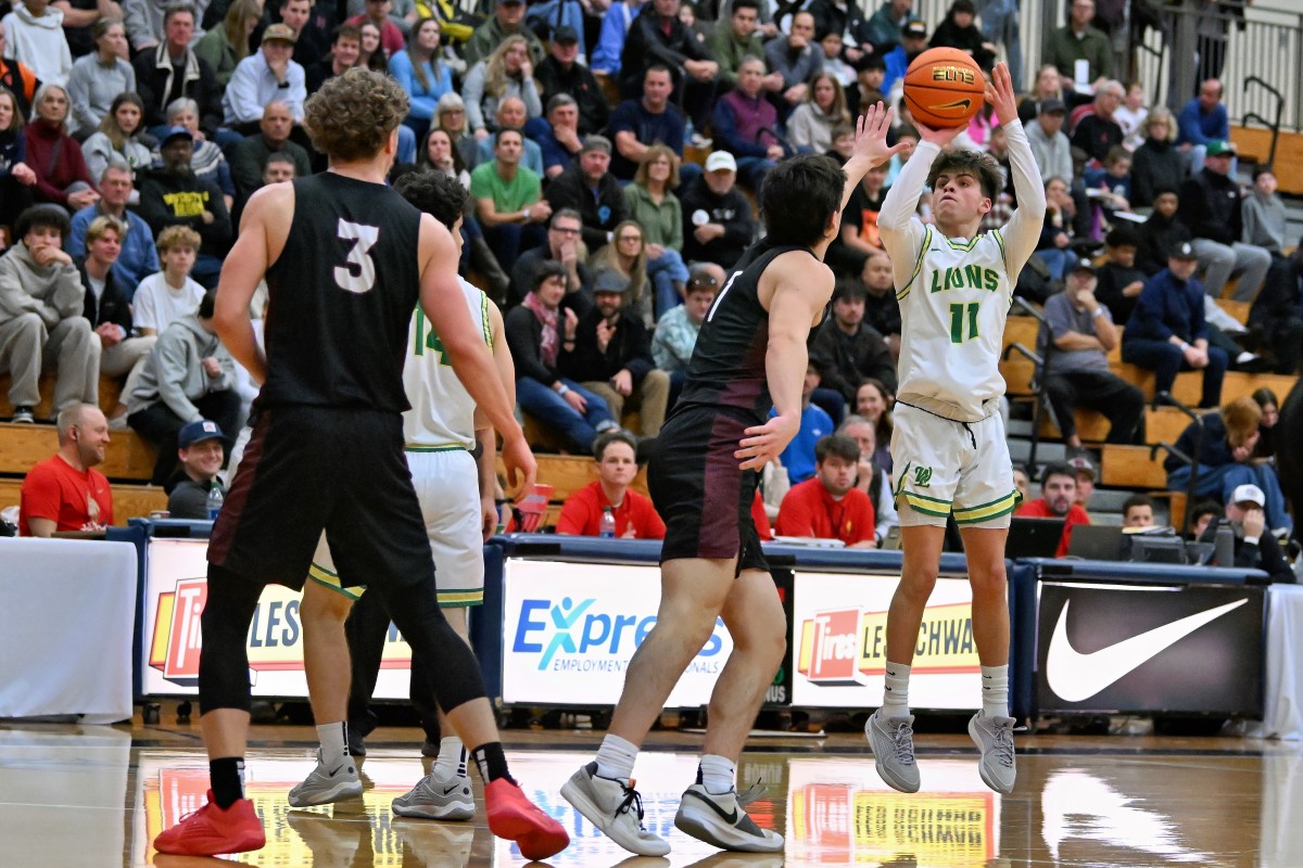 a West Linn Mt. Spokane boys basketball Les Schwab Invitational December 27 2023 Leon Neuschwander 51