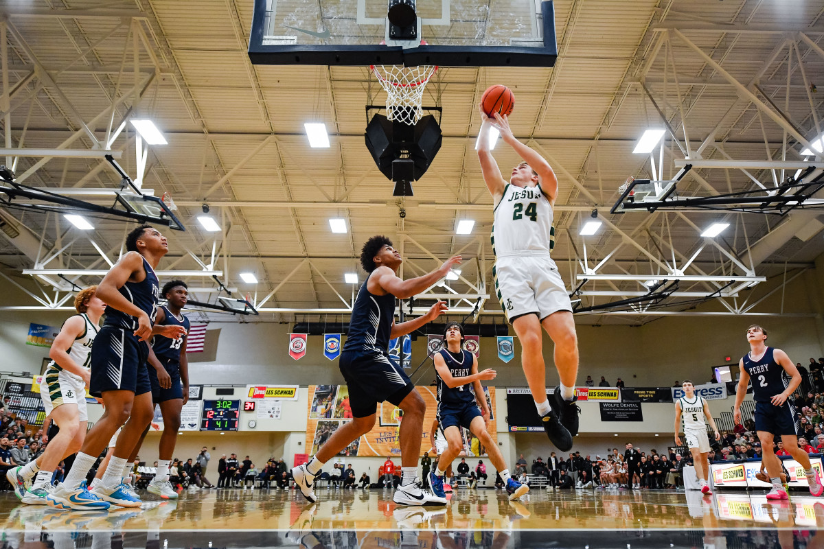 Jesuit Perry boys basketball Les Schwab Invitational December 26 2023 Naji Saker-35