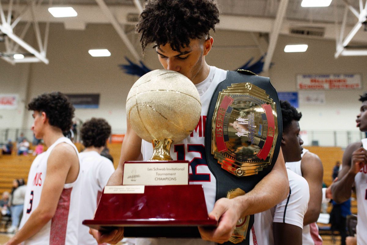 Columbus Harvard Westlake boys basketball Les Schwab Invitational December 30 2023 Naji Saker 2 -Southridge Harvard Westlake boys basketball Les Schwab Invitational postgame December 2023 Naji Saker-429