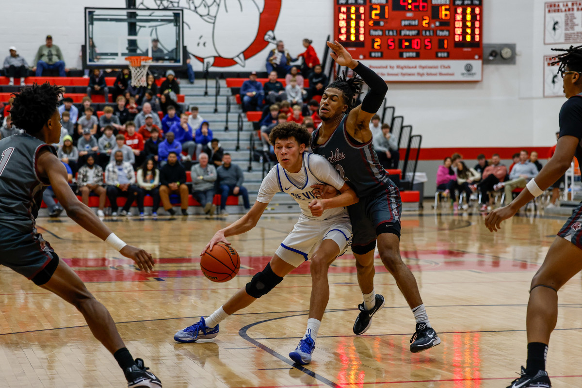 Quincy Illinois Cardinal Ritter Missouri boys basketball January 6 2024 Nate Latsch 25170