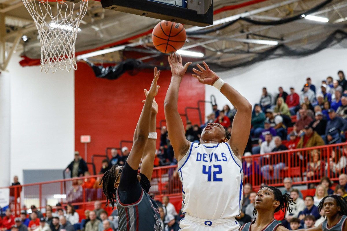 Quincy Illinois Cardinal Ritter Missouri boys basketball January 6 2024 Nate Latsch 25171