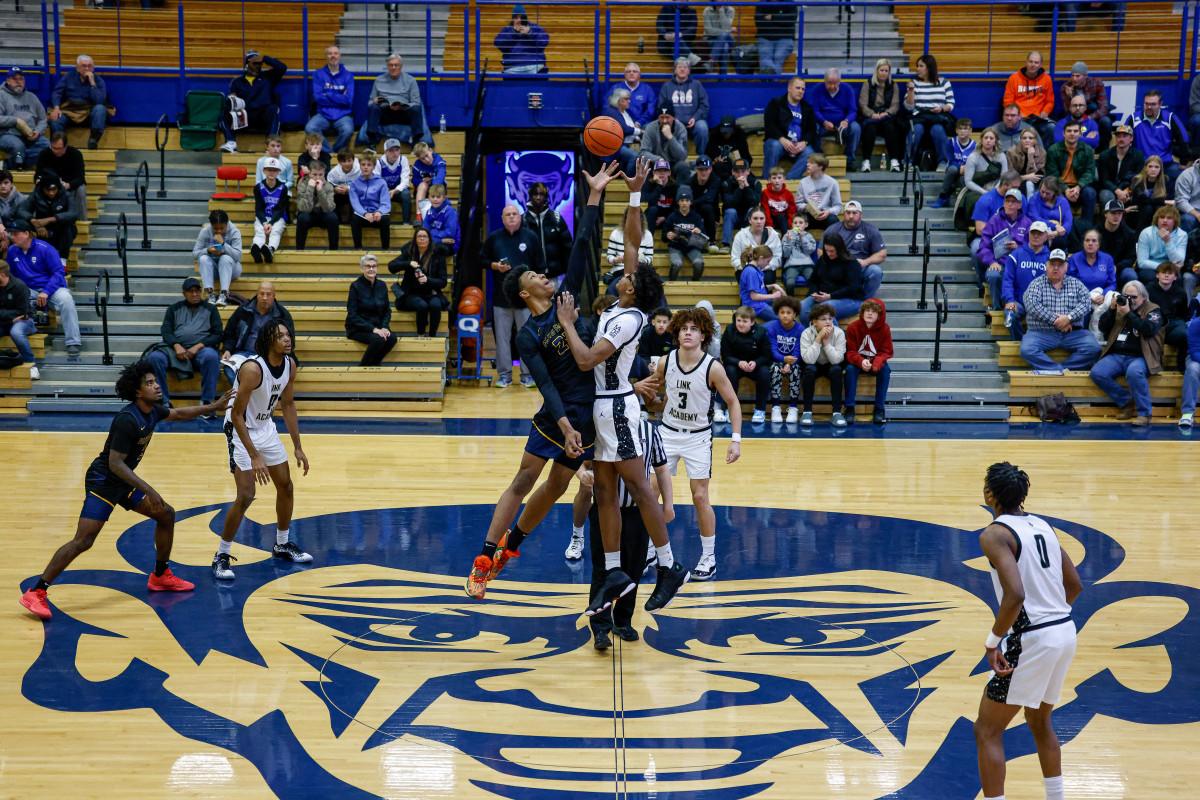 Quincy Shootout Illinois boys basketball January 19 2024 Nate Latsch 25489