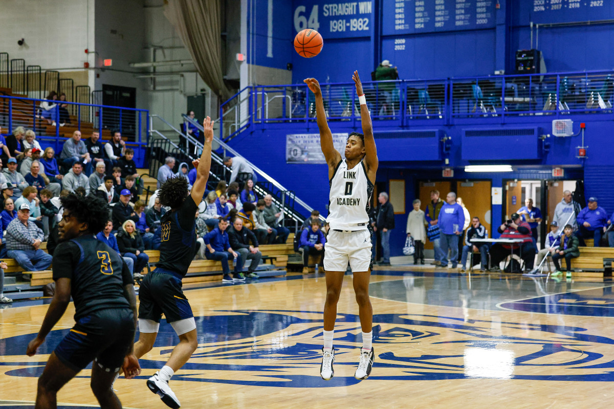 Quincy Shootout Illinois boys basketball January 19 2024 Nate Latsch 25497