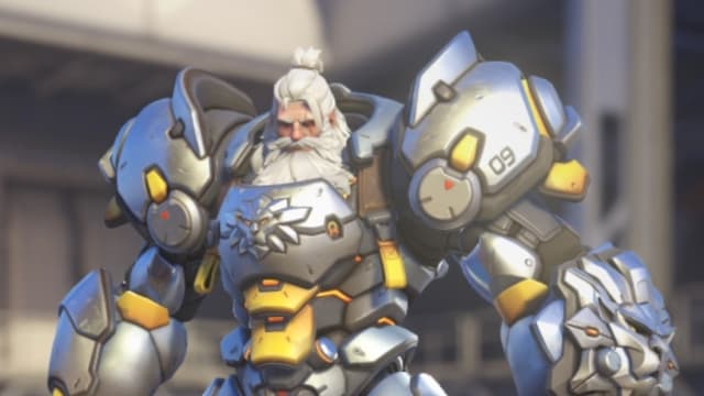 Reinhardt in Overwatch 2.