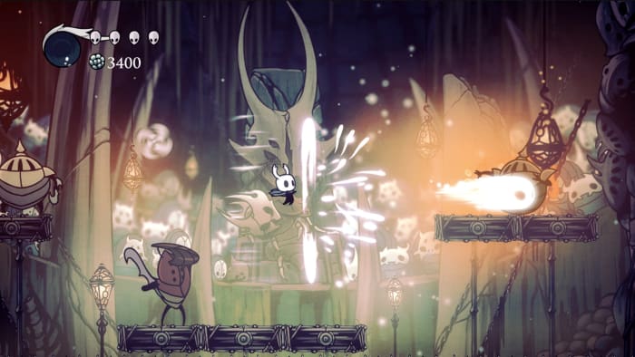 Hollow Knight screenshot of a battle.